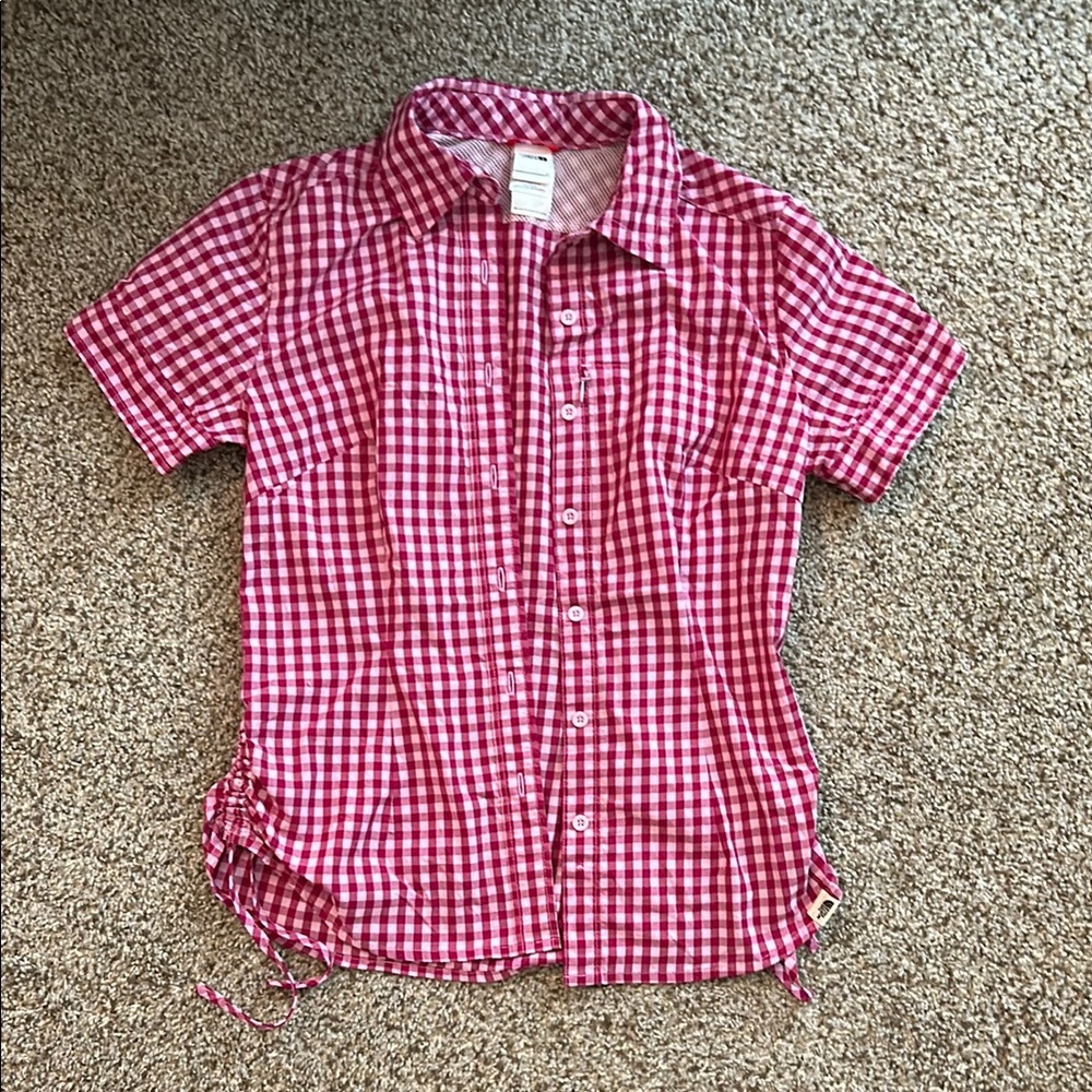 The North Face Red and White Short Sleeve Tee